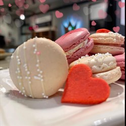 Assorted Macrons